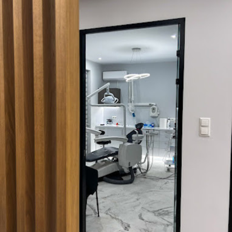 hellinicon-dental-dental-center